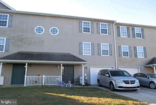 111 Downey Oak Cir, WYOMING, DE, 19934-2284 | Card Image