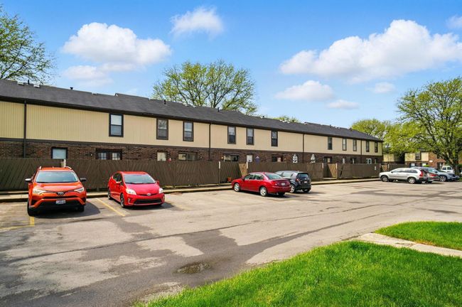 Parking - 5775 Corinne Creek Drive, Columbus, OH 43232 | Image 41
