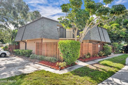 3824 Saxon Dr, NEW SMYRNA BEACH, FL, 32169-3845 | Card Image