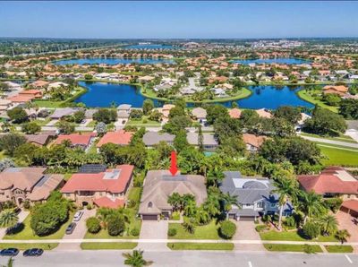 10690 Versailles Boulevard, House other with 4 bedrooms, 3 bathrooms and null parking in Wellington FL | Image 2