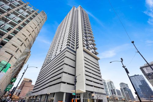 unit-2515-235 W Van Buren St, Chicago, IL, 60607-3931 | Card Image