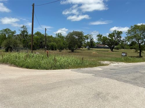 201B E 22nd St, Cisco, TX, 76437-5113 | Card Image