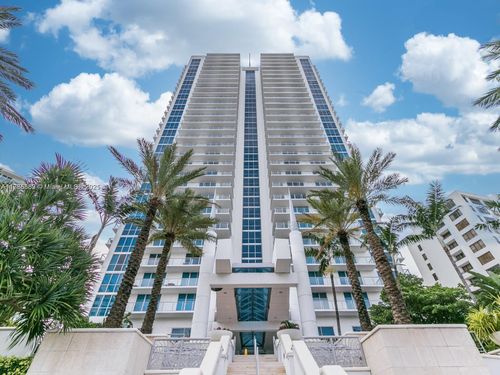 apt-1707-3101 Ocean Dr, Hollywood, FL, 33019-2835 | Card Image