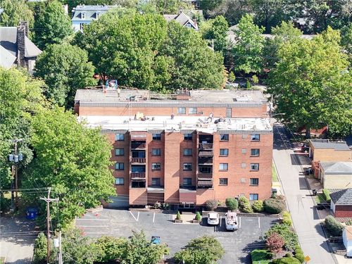 apt-404-416 Isabella St, Oakmont, PA, 15139-1673 | Card Image