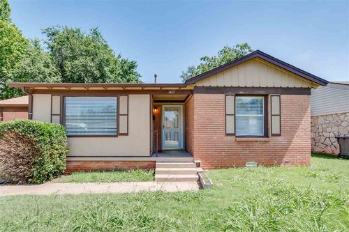 1417 Downing St, The Village, OK, 73120-1613 | Card Image