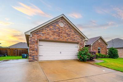 729 Mango Loop, House other with 4 bedrooms, 2 bathrooms and null parking in Austin AR | Image 2