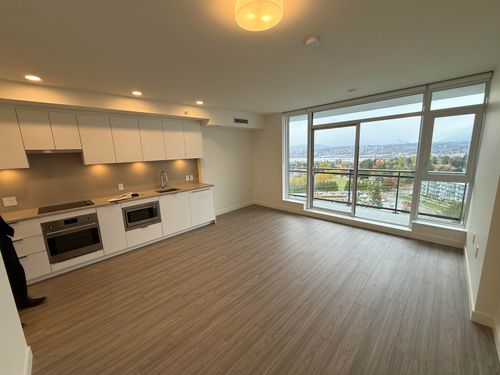 {{alt}} | Card Image