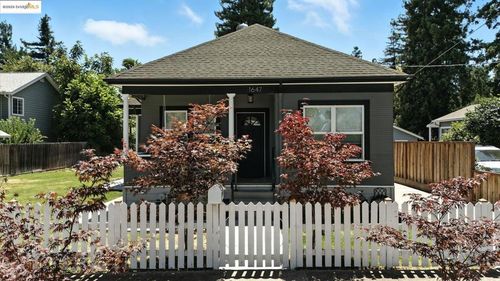 1647 B St, Napa, CA, 94559-1044 | Card Image