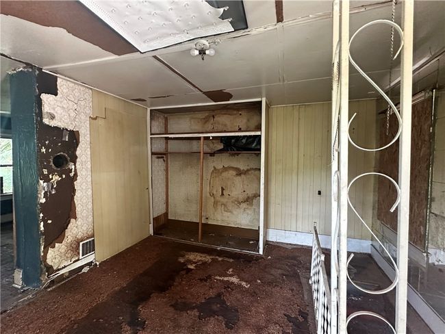 228 Walnut Street, House other with 2 bedrooms, 1 bathrooms and null parking in Donora PA | Image 16