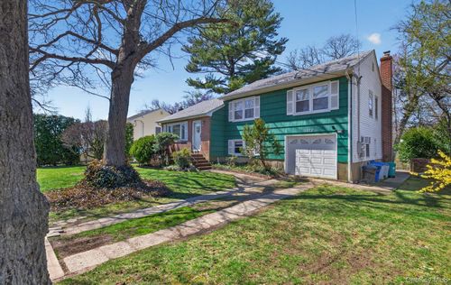 1478 Dewey Ave, North Bellmore, NY, 11710-2131 | Card Image