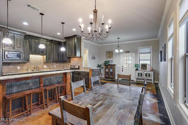 17-601 Emerald Ct | Image 13