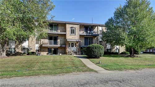 apt-407-5190 Emil Ave Sw, Navarre, OH, 44662-9159 | Card Image