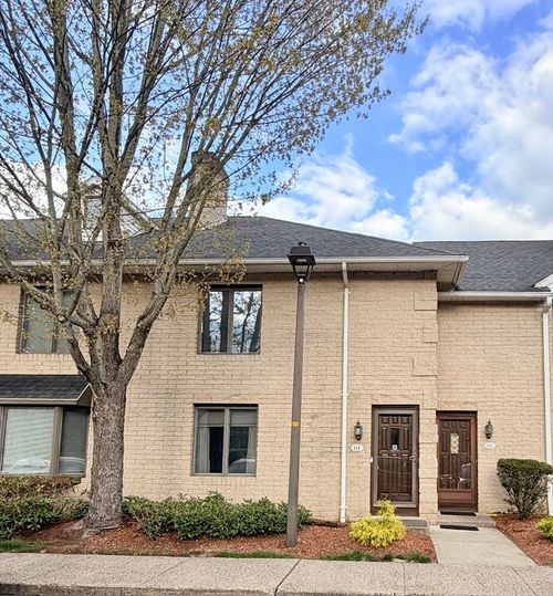 f-11 Mansion Woods Dr, Agawam, MA, 01001-2398 | Card Image