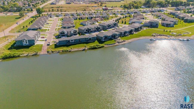 8607 W Shoreline Pl, Townhouse with 3 bedrooms, 3 bathrooms and null parking in Sioux Falls SD | Image 21