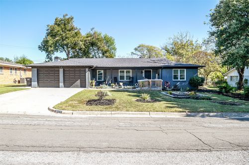 2005 Milam St, Fort Worth, TX, 76112-5218 | Card Image