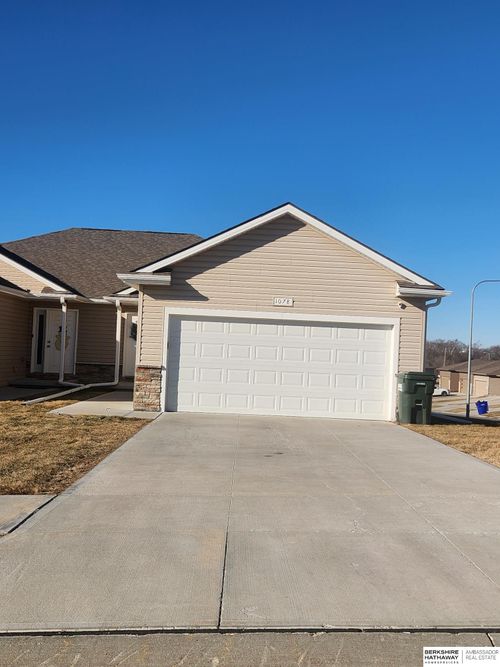 1063 N 170th Ave, Omaha, NE, 68118-2910 | Card Image