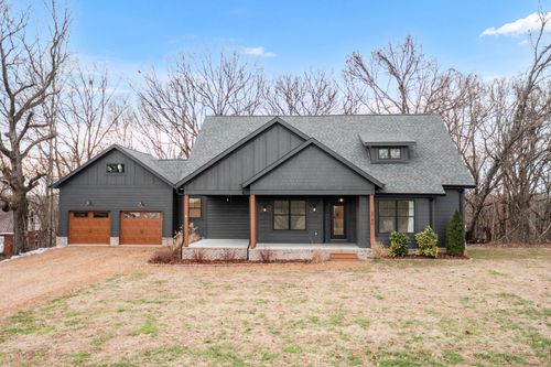 2140 Abiff Rd, Burns, TN, 37029-5410 | Card Image