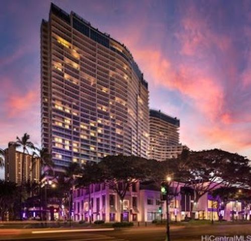 3302-383 Kalaimoku St, Honolulu, HI, 96815-2298 | Card Image