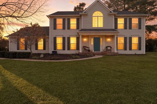 51635 Fox Pointe Ln, Granger, IN, 46530-8442 | Card Image