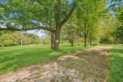 23347 N Indian Creek Rd, Prairie View, IL, 60069-2903 | Card Image