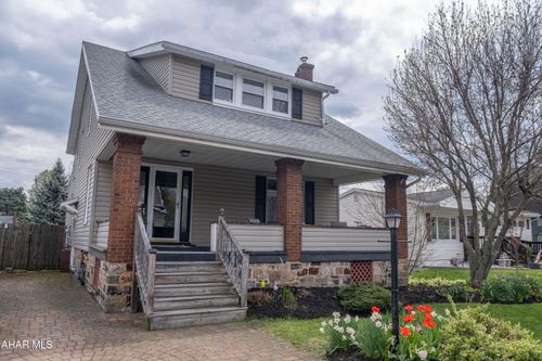5413 Grandview Ave, Altoona, PA, 16601-1040 | Card Image