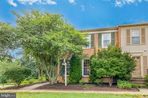 5632 Ridge View Dr, ALEXANDRIA, VA, 22310-1464 | Card Image