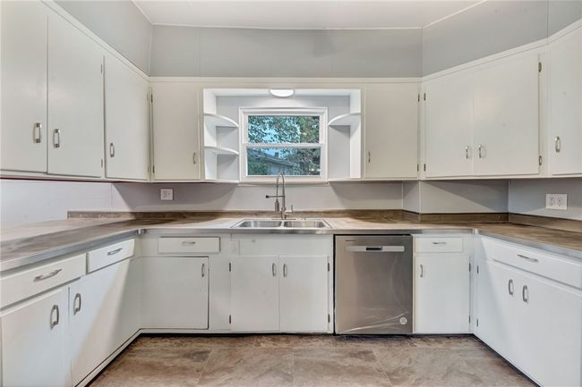 328 E Moody Ave, House other with 3 bedrooms, 2 bathrooms and null parking in New Castle PA | Image 12