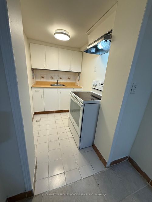 bsmt-70 Cortez Crt, Brampton, ON, L6X3Z4 | Card Image