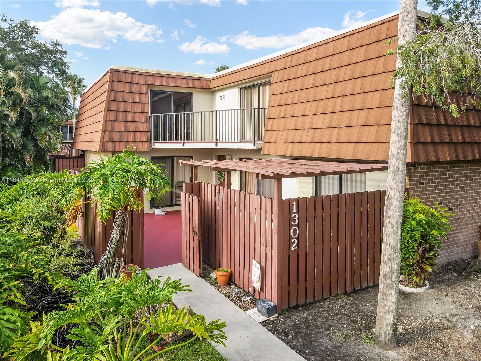 120th Way, Davie, FL 33325