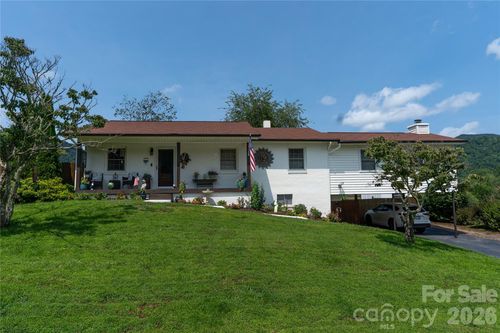 130 Beaverdam Heights Dr, Canton, NC, 28716-7729 | Card Image