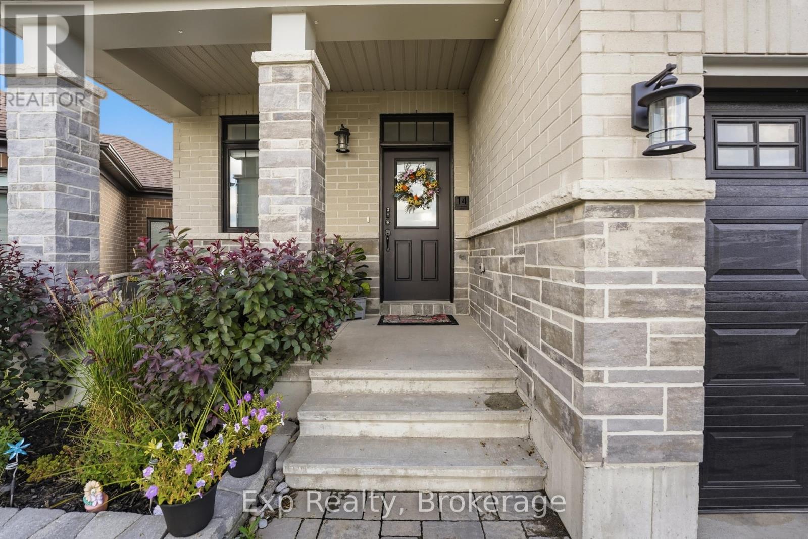 Residential in Belleville (Thurlow Ward) 3