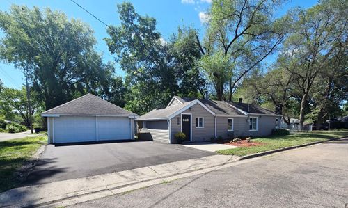 1202 11th Ave Se, Saint Cloud, MN, 56304-1710 | Card Image