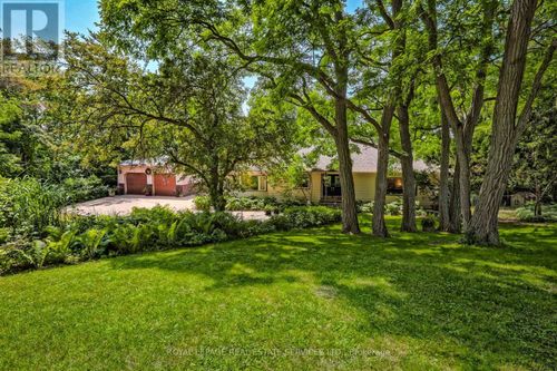 15624 Hurontario Street, Caledon, ON, L7C2C4 | Card Image