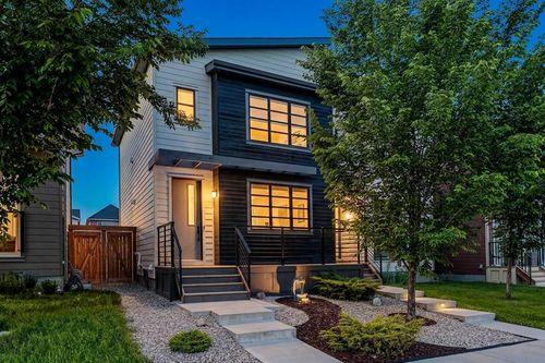 851 Walgrove Blvd Se, Calgary, AB, T2X4G1 | Card Image