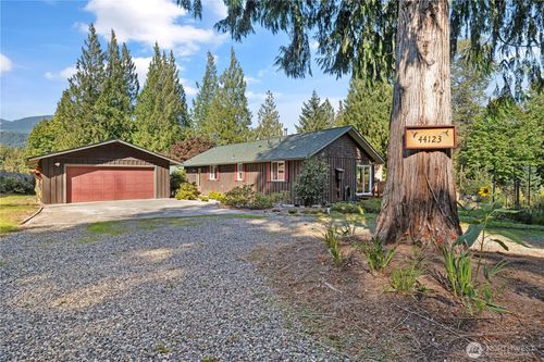 44123 S Skagit Hwy, Concrete, WA, 98237-9350 | Card Image