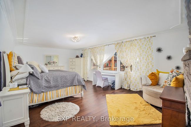 8411 Russell Rd, House other with 7 bedrooms, 5 bathrooms and 30 parking in Navan ON | Image 13