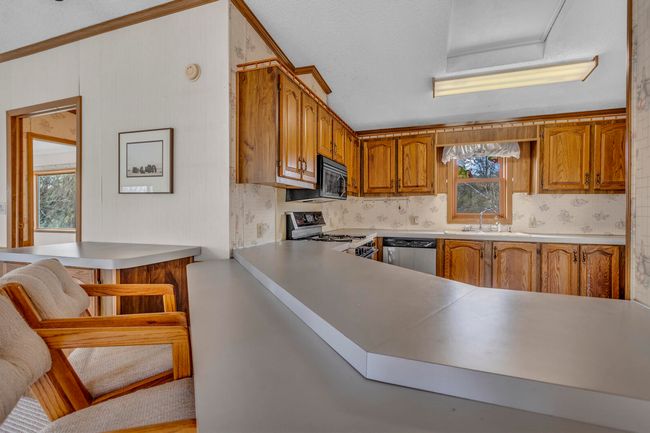 17430 Us Highway 12, House other with 2 bedrooms, 3 bathrooms and null parking in Cement City MI | Image 13