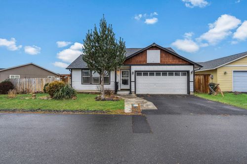 485 Se Ponderosa Dr, Madras, OR, 97741-2017 | Card Image