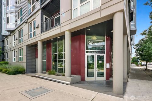 416-699 John St, Seattle, WA, 98109-5060 | Card Image