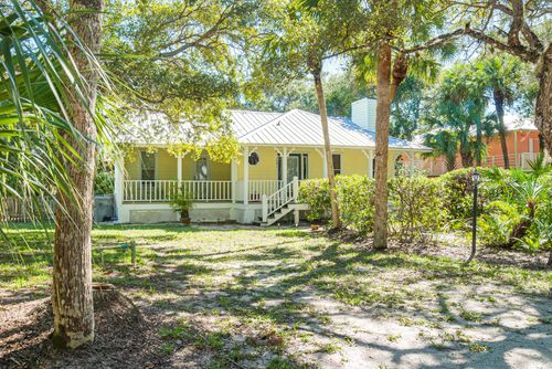 1941 W Shell Ln, Vero Beach, FL, 32963-4551 | Card Image