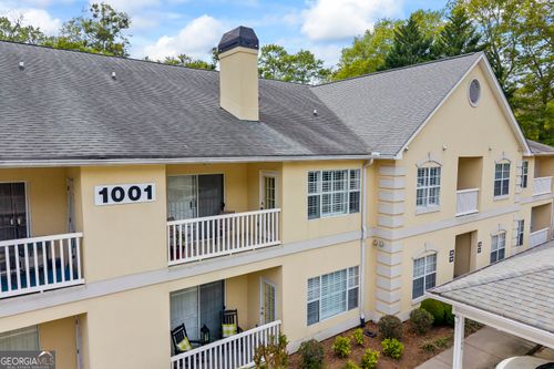 1001 Holly Dr, Gainesville, GA, 30501-2158 | Card Image