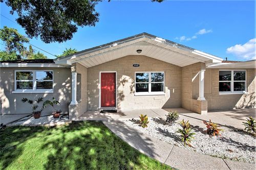 4520 Iris Dr, New Port Richey, FL, 34652-5140 | Card Image