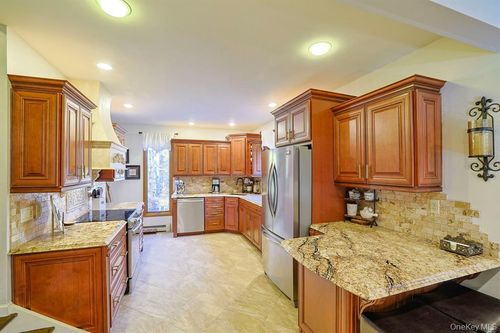 237 Jacobs Rd, Westtown, NY, 10998-3531 | Card Image