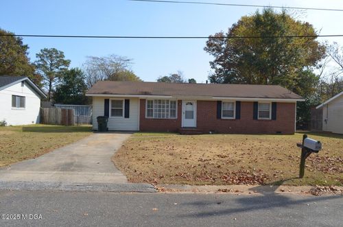 102 Williams St, Warner Robins, GA, 31093-3026 | Card Image