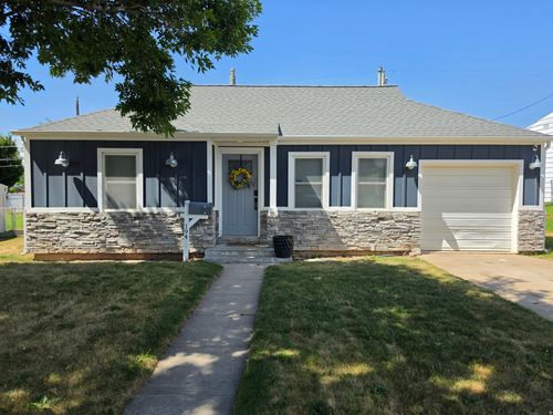 194 W 1900 N, Sunset, UT, 84015-2619 | Card Image
