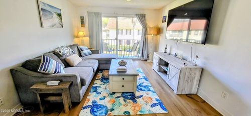 5-1647 El Camino Rd, JACKSONVILLE, FL, 32216-8812 | Card Image