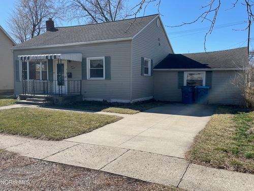 716 S Walnut St, Bryan, OH, 43506-2149 | Card Image