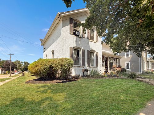 428 W Chestnut Street, Freeport, IL, 61032 | Card Image