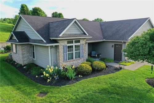 617-617 Wedgewood Way, Millersburg, OH, 44654-8552 | Card Image