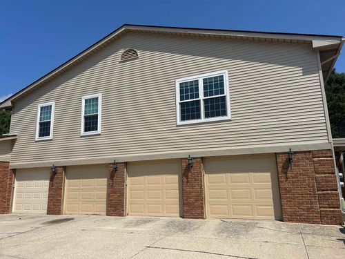 36897 E Meadowood, Richmond, MI, 48062-1453 | Card Image